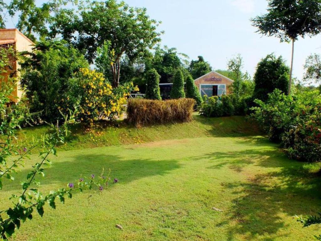 Villa Tuscany Country Resort Suan Phueng Zewnętrze zdjęcie