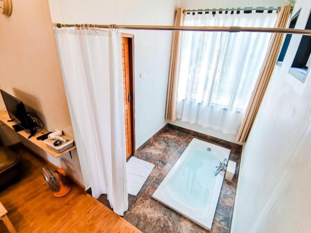 Villa Tuscany Country Resort Suan Phueng Zewnętrze zdjęcie
