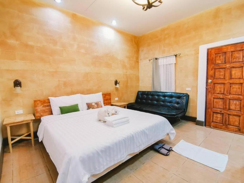 Villa Tuscany Country Resort Suan Phueng Zewnętrze zdjęcie